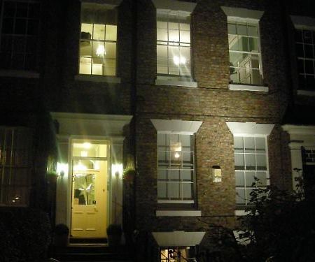 Blossoms York Guesthouse 외부 사진